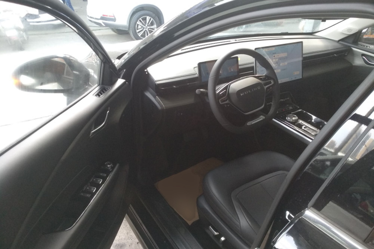 五菱汽车 五菱星光 2024款 共创版 510 进阶型中控内饰7003