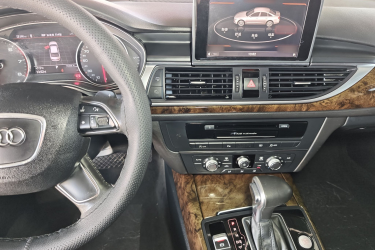 奥迪A6L 2015款 TFSI 百万纪念智领型局部细节16