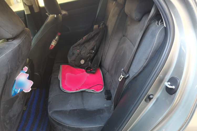 雷克萨斯CT 2017款 CT200h 精英版 单色 国V中控内饰21