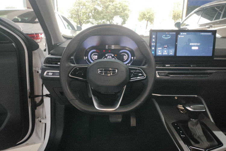 吉利汽车 帝豪 2023款 第4代冠军版 1.5L CVT豪华型中控内饰13