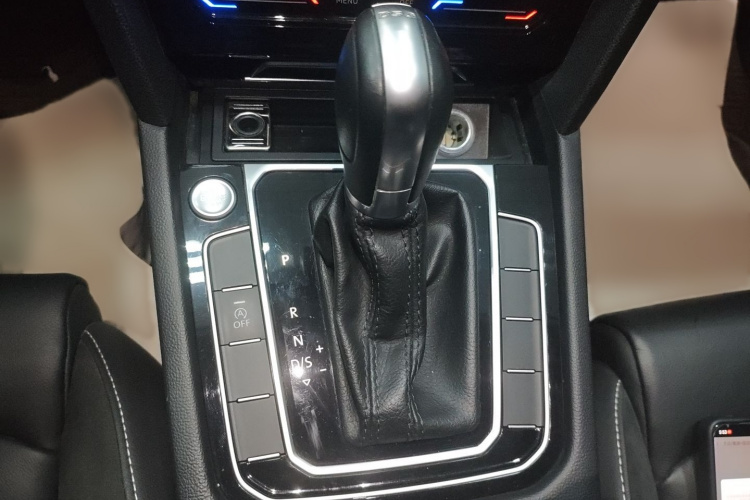 大众 迈腾 2020款 330TSI DSG 领先型局部细节18