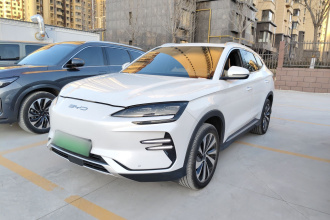 比亚迪 宋PLUS新能源 2023款 冠军版 EV 520KM 豪华型