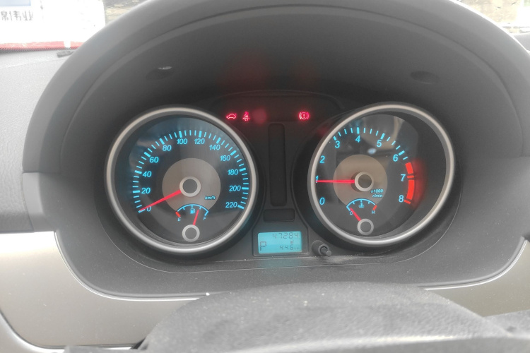 别克 凯越 2013款 1.5L 自动经典型局部细节14