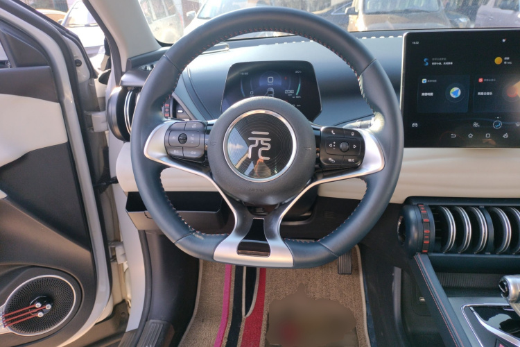 比亚迪 元PLUS 2022款 510KM 尊荣型中控内饰13