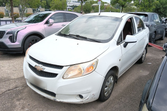 雪佛兰 赛欧 2013款 三厢 1.2L 手动温馨版