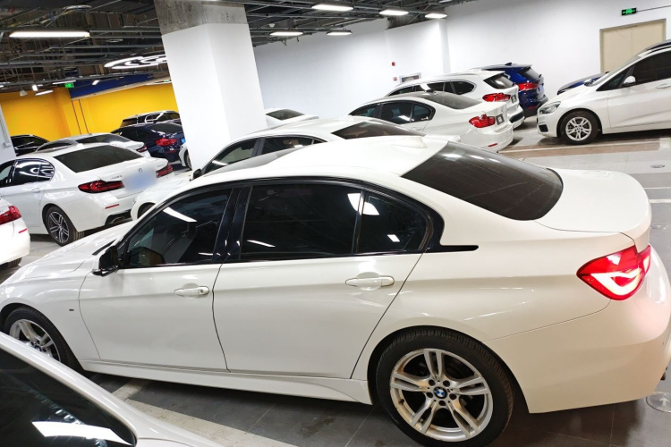 宝马3系 2019款 320Li M运动套装车身外观6003