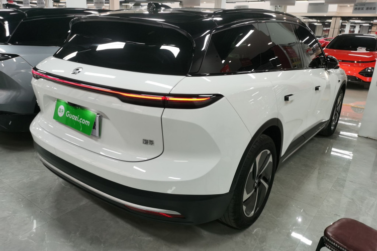 蔚来ES6 2024款 75kWh车身外观6005