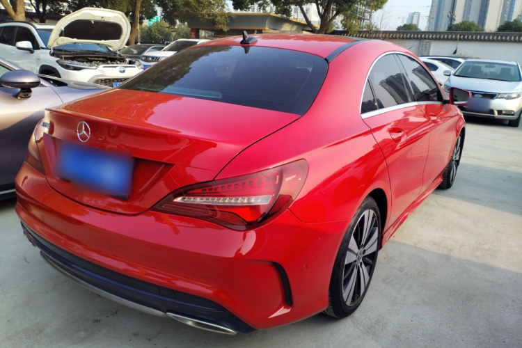 奔驰CLA 2017款 改款 CLA 200 时尚型车身外观7