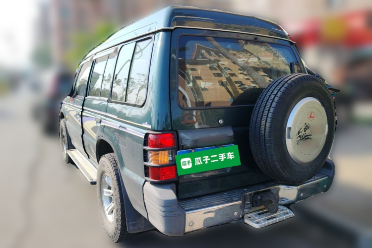 猎豹汽车 猎豹6481 2009款 2.2L 手动两驱车身外观6003