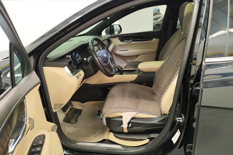 凯迪拉克XT5 2018款 25T 豪华型中控内饰19