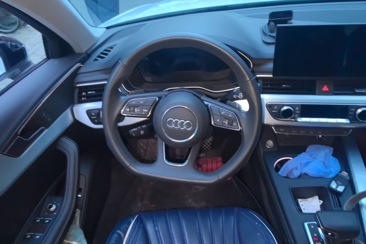 奥迪A4L 2022款 40 TFSI 时尚动感型局部细节13