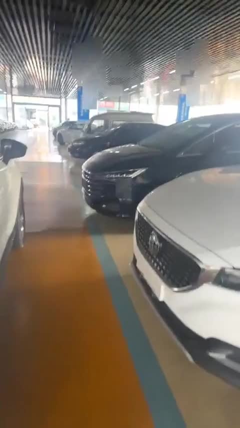 比亚迪 宋MAX 2019款 1.5T 手动智联睿逸型 7座 国V讲解2