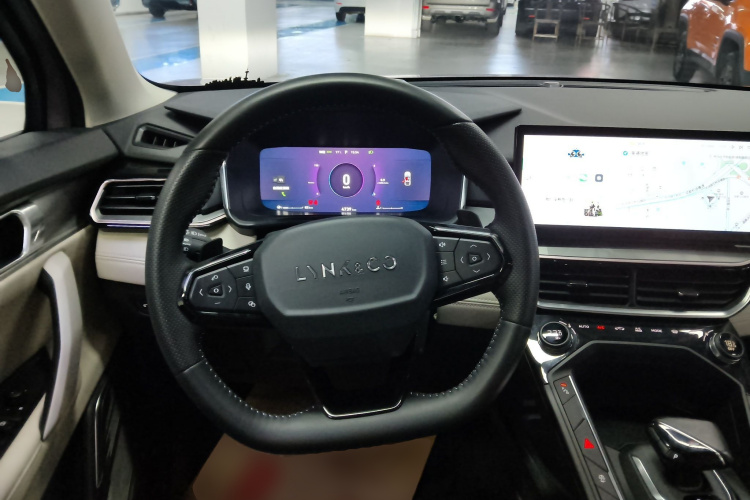 领克06 2023款 Remix 1.5T Shero中控内饰13