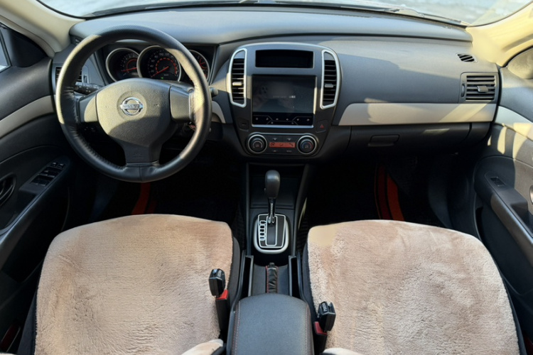 日产 轩逸 2019款 经典 1.6XE+ CVT智联领先版局部细节9006