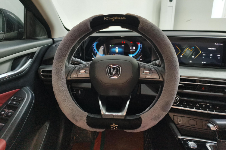 长安 逸动 2021款 PLUS 蓝鲸NE 1.4T GDI DCT尊贵型中控内饰13