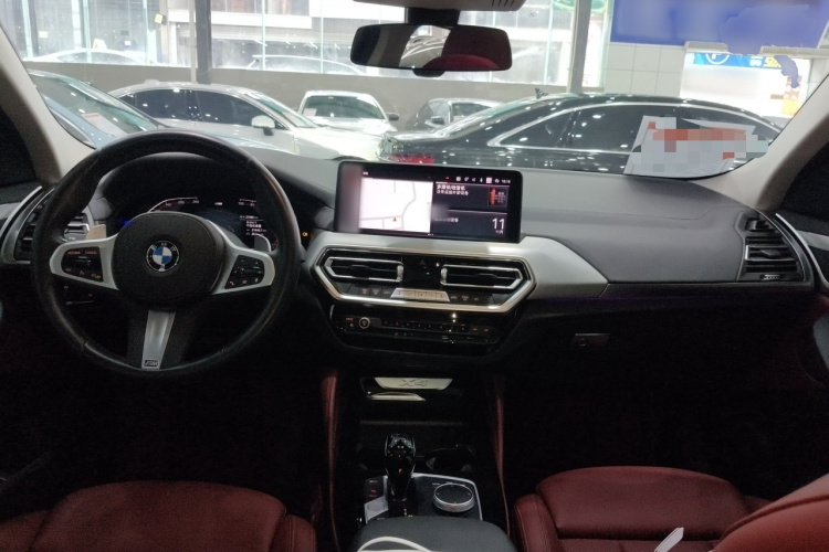 宝马X4 2022款 xDrive 25i M运动套装中控内饰12