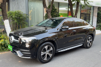奔驰GLE轿跑 2020款 GLE 350 4MATIC 轿跑SUV 时尚型