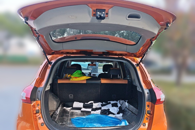 北汽威旺S50 2016款 1.5T 手动欢动舒适型中控内饰23