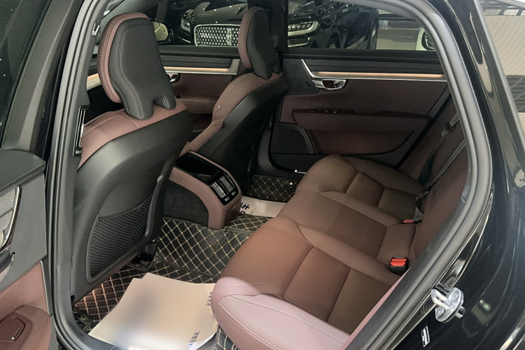 沃尔沃S90 2026款 B5 智逸豪华版局部细节9001