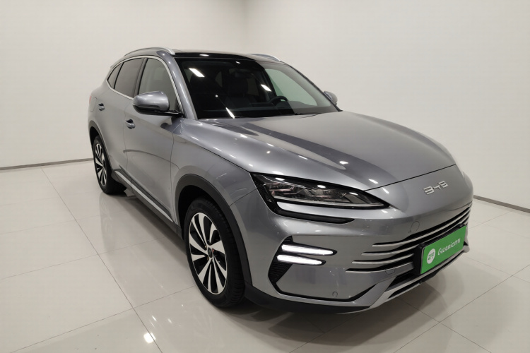 比亚迪 宋PLUS新能源 2024款 荣耀版 DM-i 71km 豪华型车身外观3