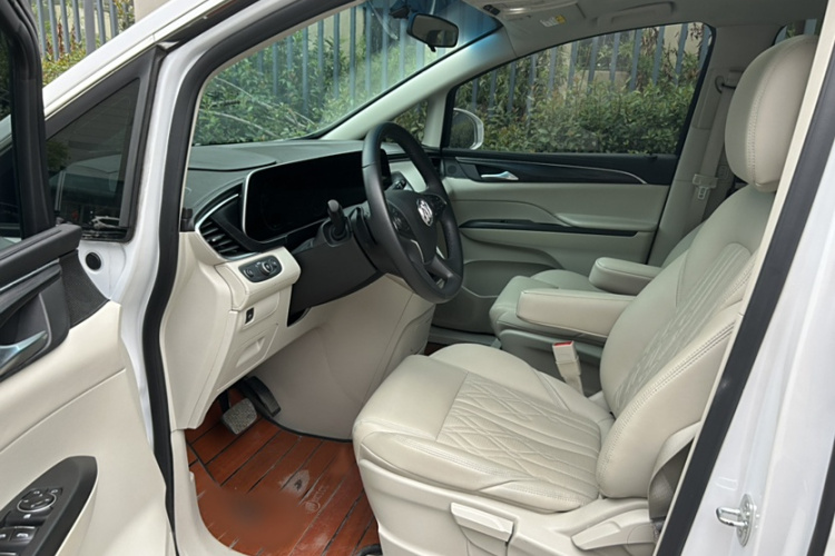 别克GL8 2021款 ES陆尊 653T 舒适型中控内饰7003