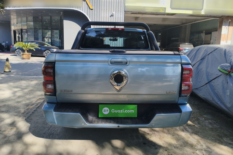 长城 金刚炮 2023款 2.0T自动汽油两驱精英型标箱GW4C20C车身外观6