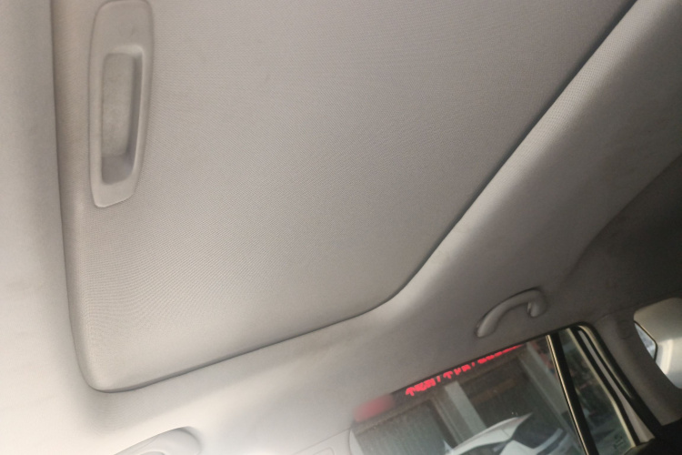 广汽传祺 传祺GS4 2015款 200T G-DCT豪华版中控内饰22