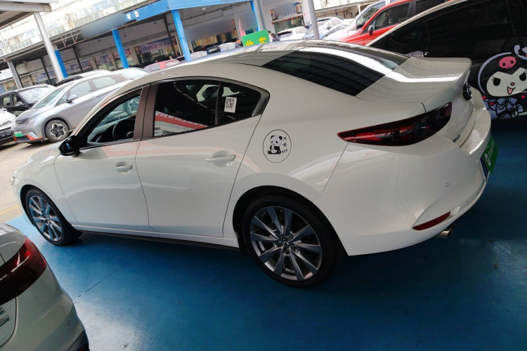 马自达3 昂克赛拉 2023款 2.0L 自动质雅版车身外观4