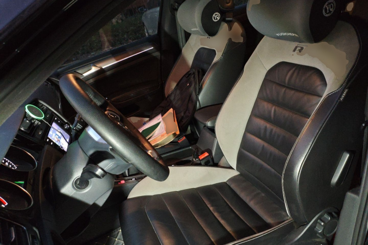 大众 高尔夫 2015款 1.4TSI 手动R-Line中控内饰19