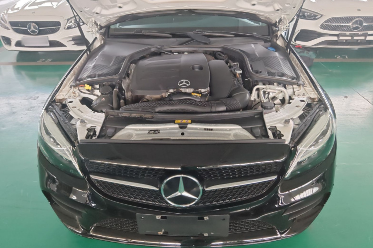 奔驰C级 2021款 C 260 L 运动星耀臻藏版机舱底盘24