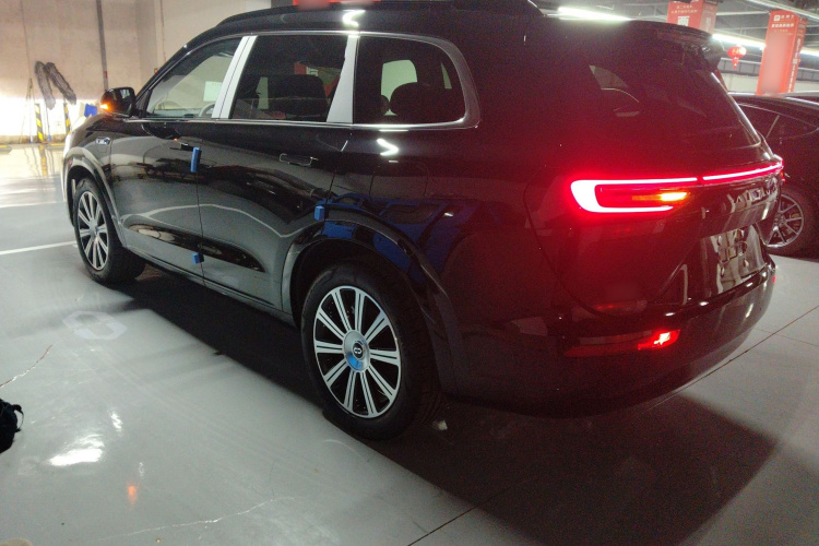 鸿蒙智行 问界M7 2024款 1.5T 智驾后驱Pro版 5座车身外观4