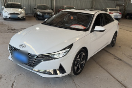 现代 伊兰特 2022款 1.5L CVT LUX尊贵版