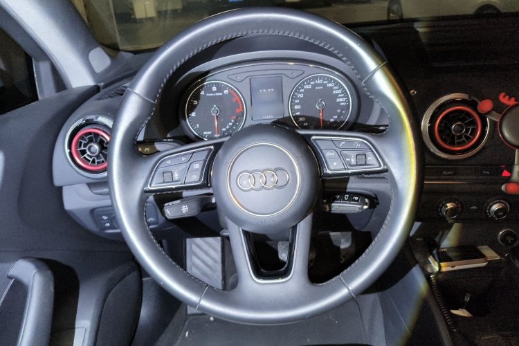 奥迪A3 2020款 Limousine 35 TFSI 时尚型 国VI中控内饰13