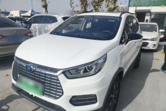 比亚迪 元新能源 2019款 EV360 智联领尚型