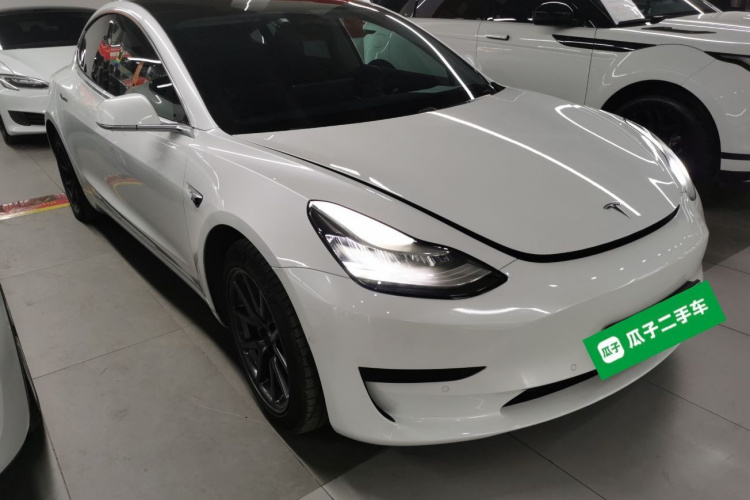 特斯拉 Model 3 2020款 改款 标准续航后驱升级版车身外观3