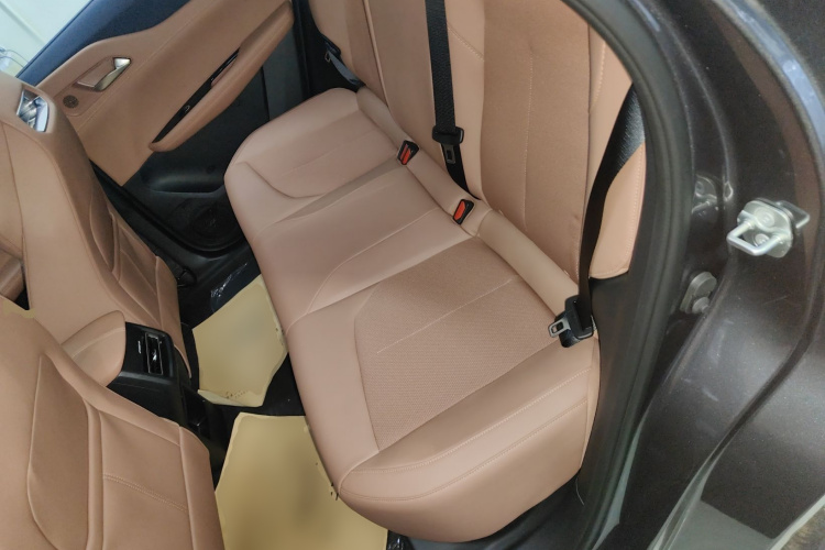 长安UNI-Z 2025款 1.5T 豪华型中控内饰19