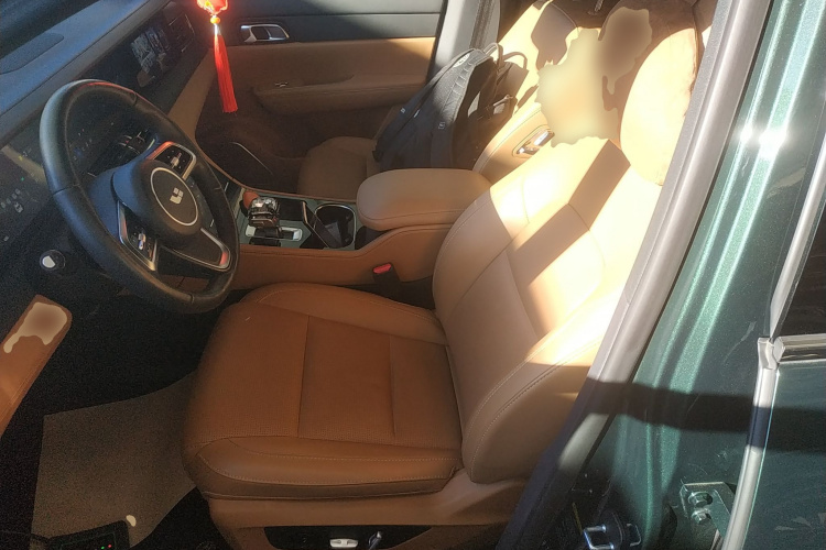 理想汽车 理想ONE 2021款 增程6座版中控内饰19