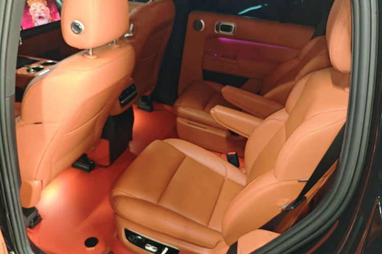 理想汽车 理想L8 2023款 Pro中控内饰21