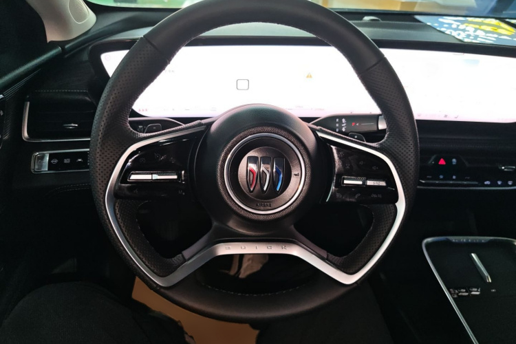 别克 君越 2025款 28T 白金版中控内饰13