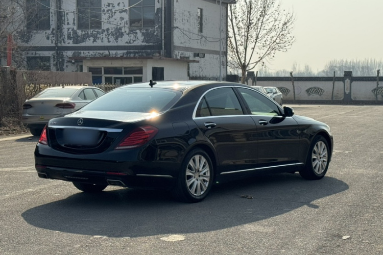 奔驰S级 2014款 S 320 L 商务型车身外观6003