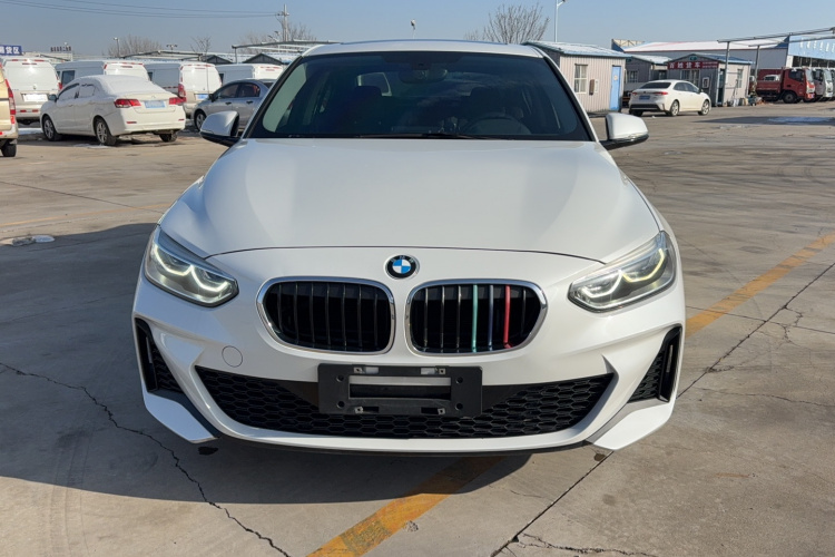 宝马1系 2020款 125i 领先型M运动套装车身外观6001