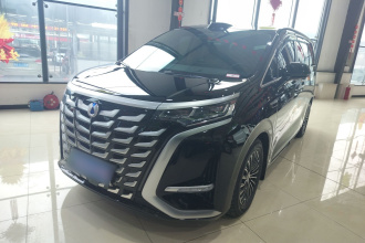 腾势D9 2025款 DM-i 智驾版 1020 四驱旗舰型