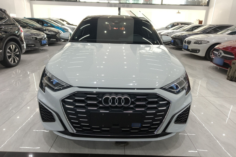 奥迪A3 2024款 Sportback 35 TFSI 时尚运动型车身外观6001