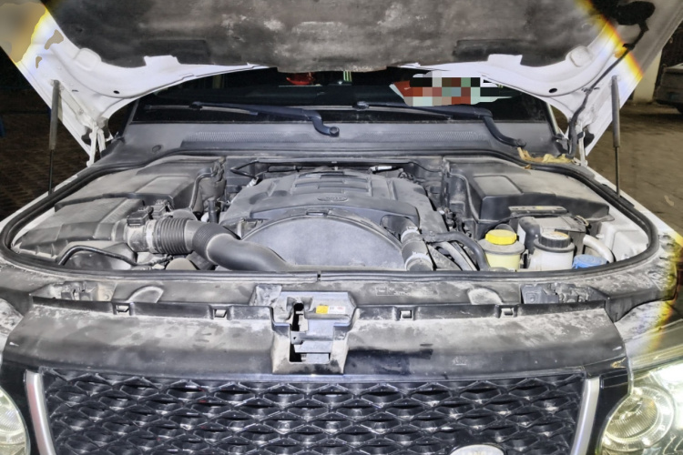 路虎 揽胜运动版 2013款 3.0 TDV6 柴油版局部细节24