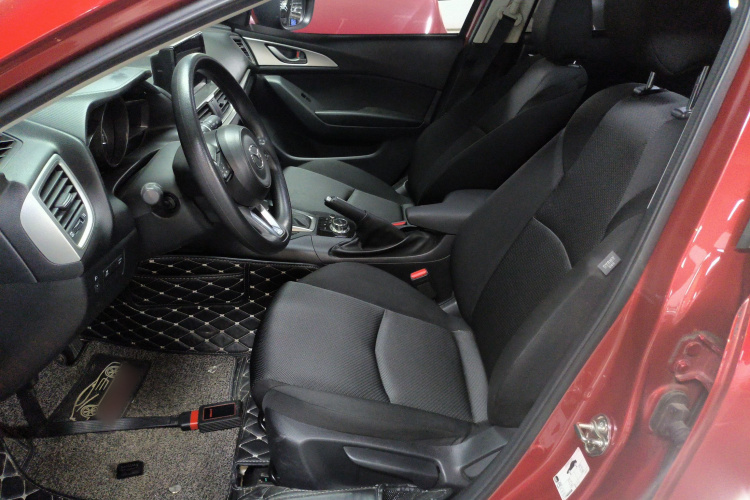 马自达3 昂克赛拉 2019款 云控版 两厢 1.5L 自动舒适型 国VI局部细节19