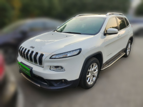 Jeep 自由光 2017款 2.0L 优越版