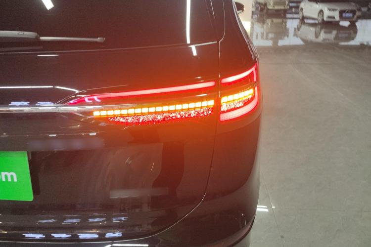 大众 威然 2022款 380TSI 尊贵版车身外观6006