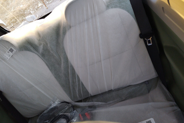 吉利银河 2025款 210km 熊猫骑士中控内饰21