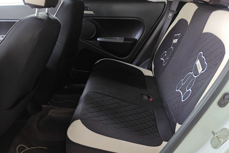 欧拉黑猫 2021款 301km 基础型中控内饰21