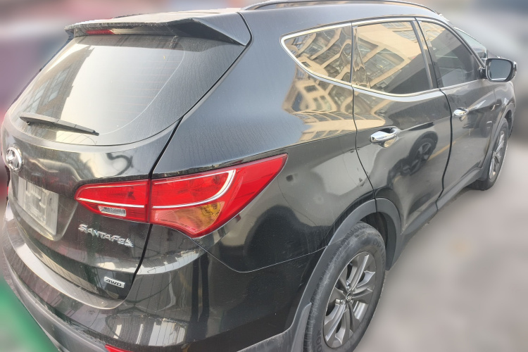 现代 胜达 2013款 2.4L 自动四驱智能型车身外观7